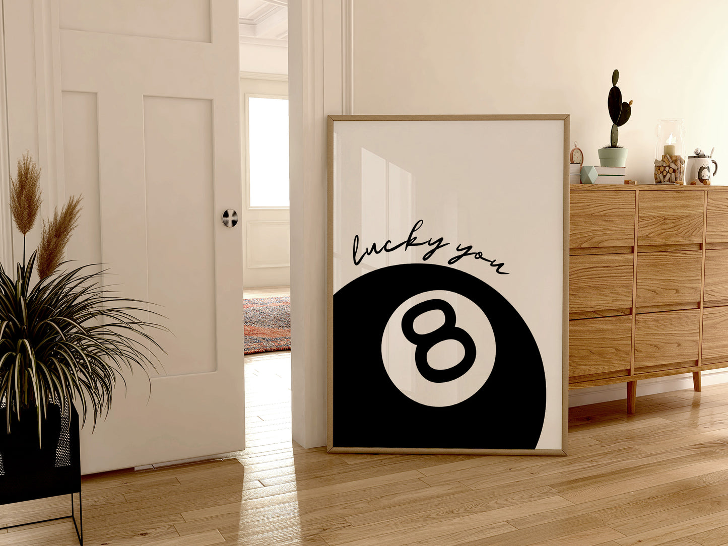 LUCKY 8 BALL - BLACK